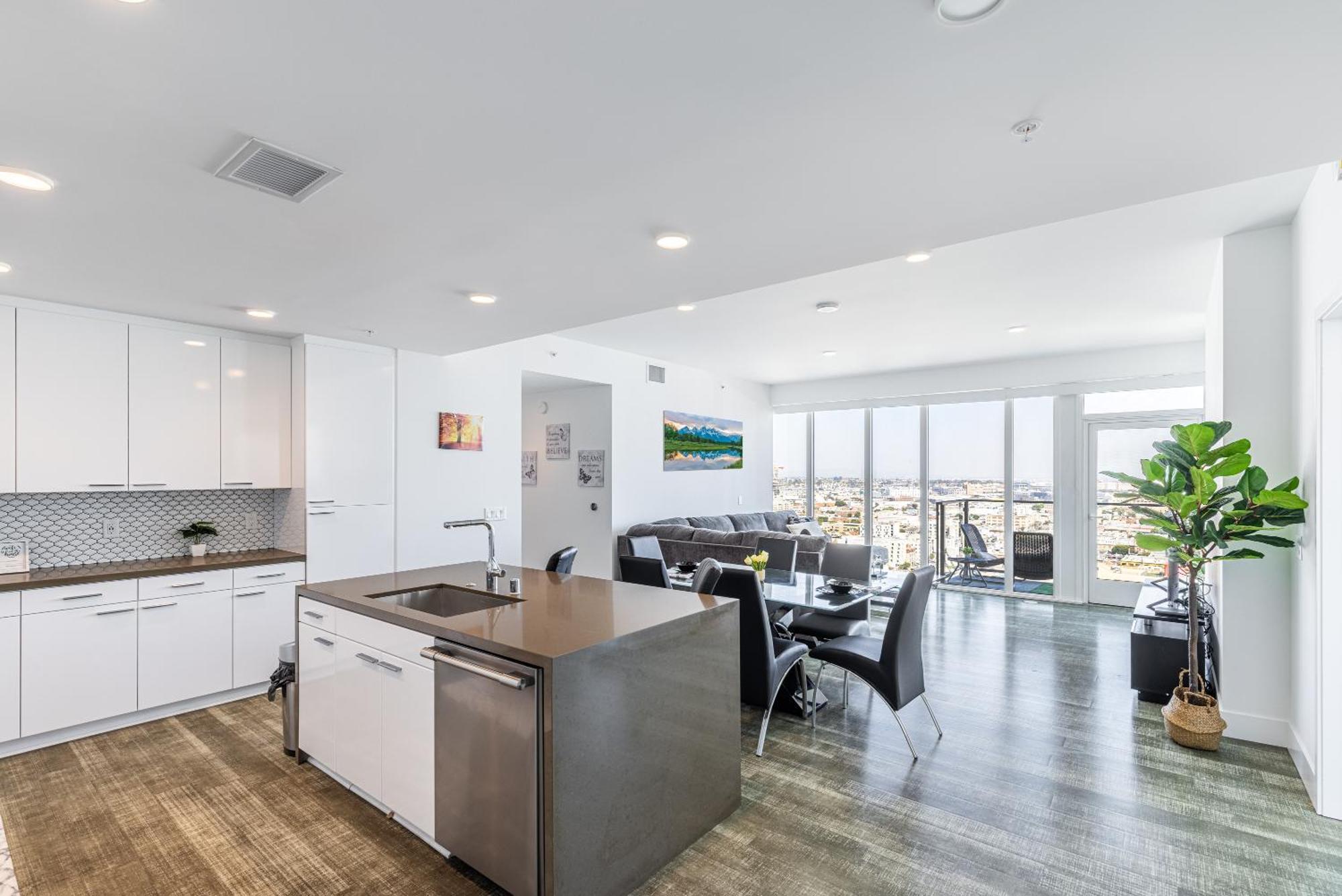 Top Floor High Rise 3 Bed Dtla Skyscraper Penthouse Los Angeles Exterior photo